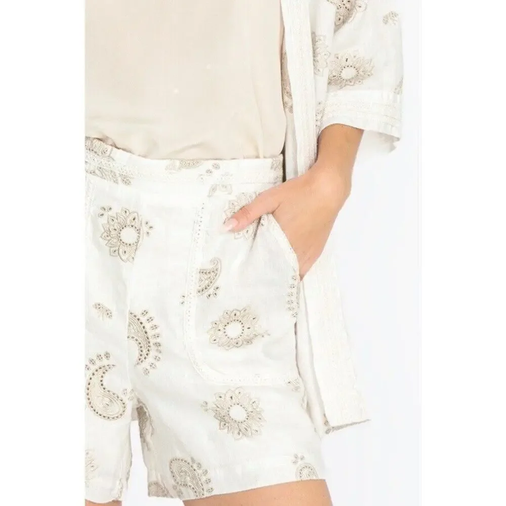Johnny Was Maxine Walker Embroidery Paisley in Antique White Shorts Size Medium - Picture 11 of 14
